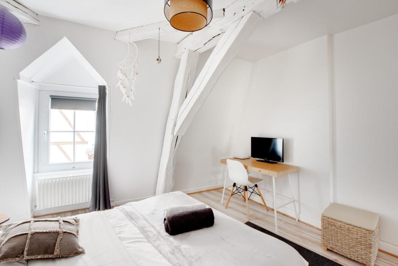 Le Grand Mirebeau - Parking Prive Apartamento Bourges Exterior foto